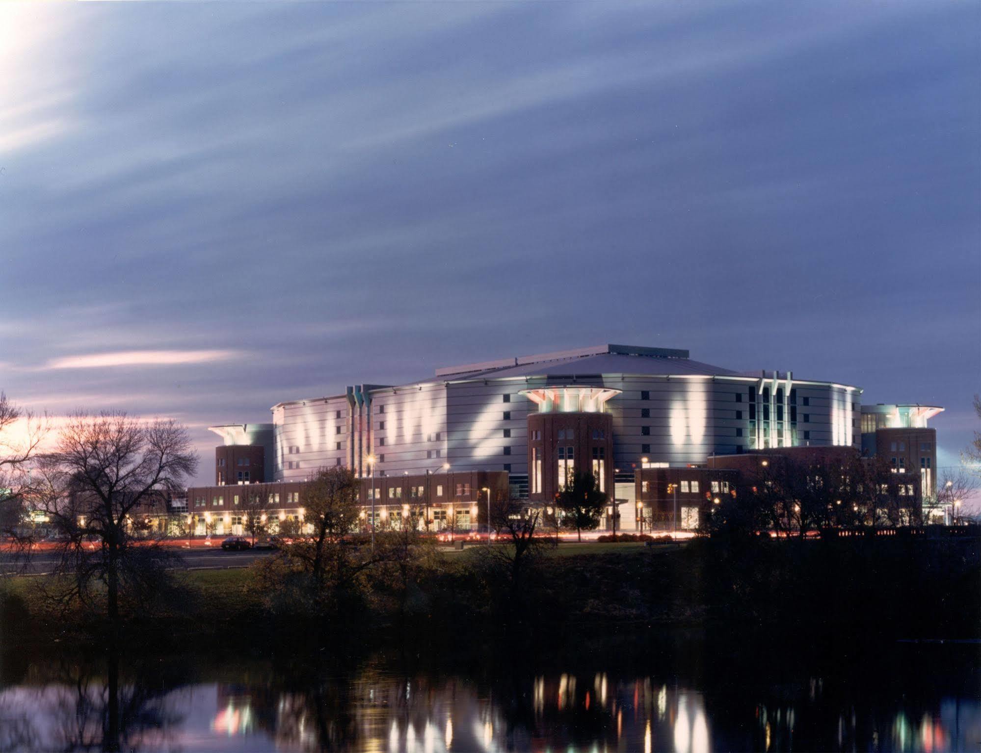 Springhill Suites By Marriott Columbus Osu Екстериор снимка